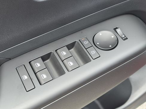 New 2027 Hyundai Kona SE FWD image 22