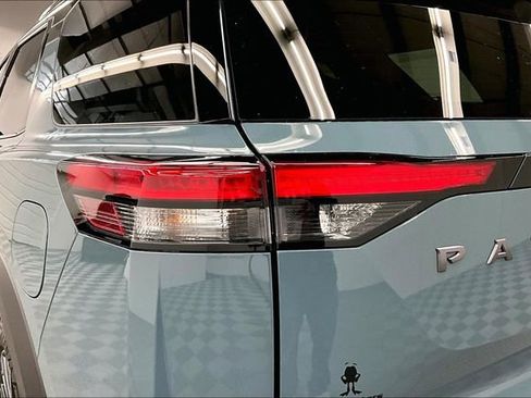 New 2026 Nissan Pathfinder Platinum image 20