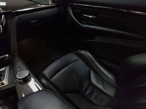 Used 2020 BMW M4 Coupe w/ Executive Package image 26