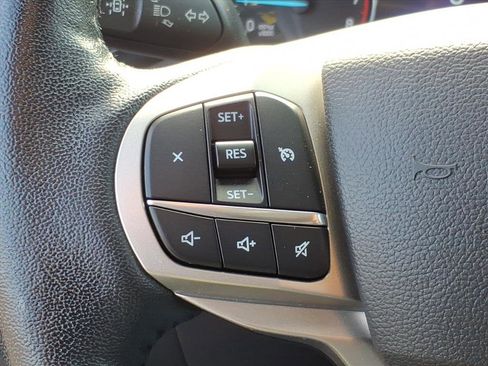 Certified 2022 Ford Explorer XLT image 20