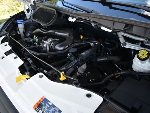 Used 2020 Ford Transit 250 Low Roof RWD image 19