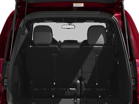 Used 2013 Dodge Grand Caravan R/T w/ Safety Sphere Group FWD image 15