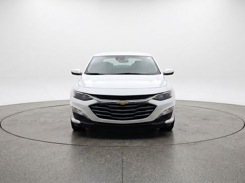 Used 2024 Chevrolet Malibu LT FWD image 2
