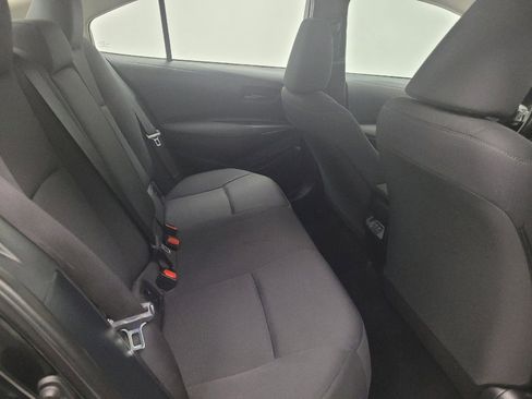 Used 2023 Toyota Corolla LE image 19