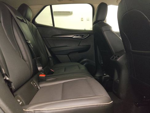 Used 2023 Buick Envision Essence image 19