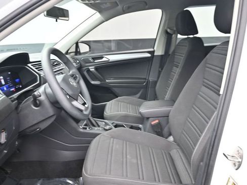 Used 2022 Volkswagen Tiguan S AWD/4WD image 9