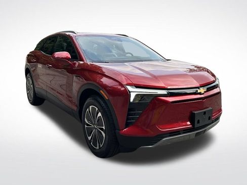Used 2024 Chevrolet Blazer EV LT AWD/4WD image 8