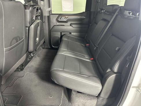 Used 2025 GMC Sierra 1500 SLT image 21