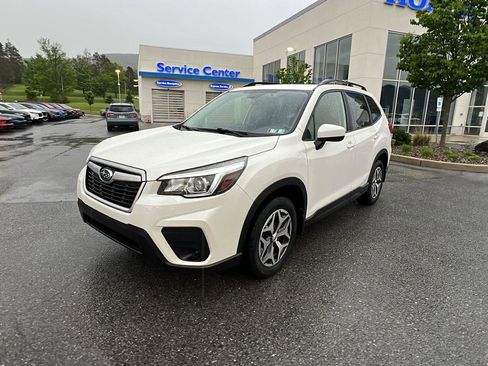 Used 2020 Subaru Forester Premium AWD/4WD image 8
