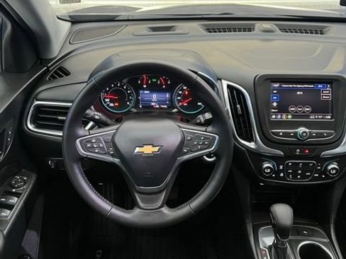 Used 2024 Chevrolet Equinox LT FWD image 10