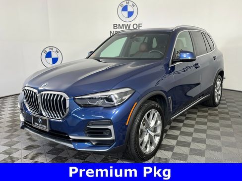 Certified 2023 BMW X5 xDrive40i w/ Premium Package image 3