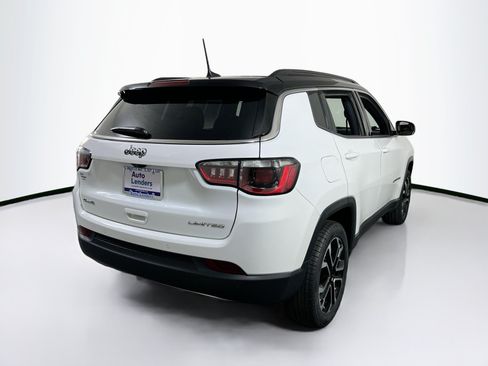 Used 2023 Jeep Compass Limited w/ Sun and Sound Group AWD/4WD image 5
