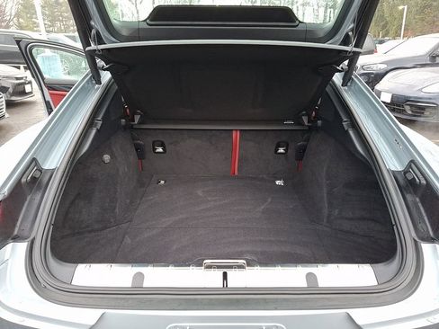 Used 2023 Porsche Panamera 4 w/ Premium Package image 27