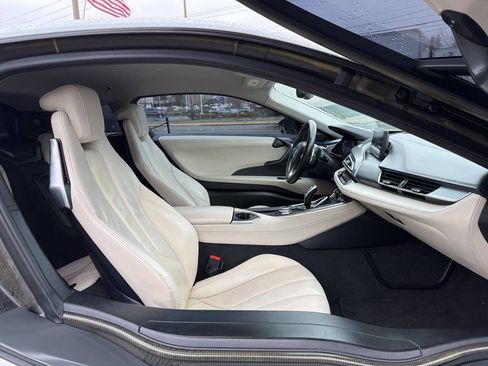 Used 2015 BMW i8 image 15