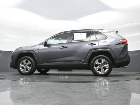 Used 2024 Toyota RAV4 XLE w/ Convenience Package AWD/4WD image 30