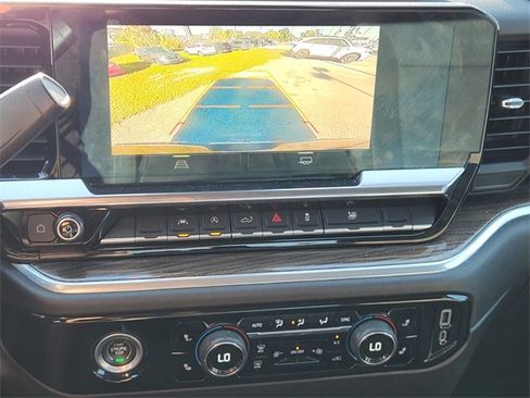 Used 2022 Chevrolet Silverado 1500 LT w/ Protection Package image 19