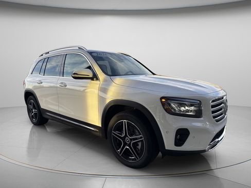 New 2026 Mercedes-Benz GLB 250 GLB 250 image 9