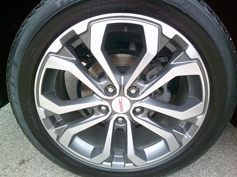 Used 2021 GMC Terrain SLT AWD/4WD image 26