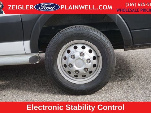 Used 2024 Ford Transit 250 Low Roof AWD w/ Exterior Upgrade Package image 8