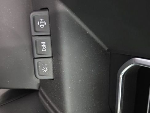 Used 2025 GMC Sierra 1500 AT4 w/ AT4 Premium Package AWD/4WD image 37