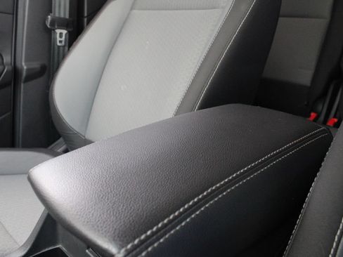 Used 2018 Ford Escape SE FWD image 18