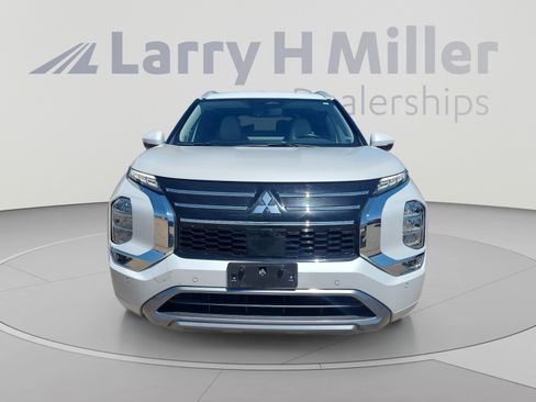 Used 2025 Mitsubishi Outlander SEL FWD image 8