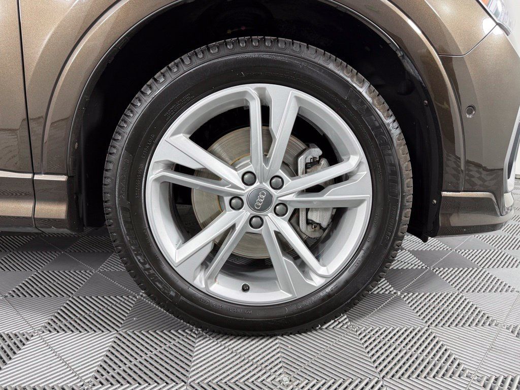 Used 2020 Audi Q3 2.0T Prestige AWD/4WD image 19