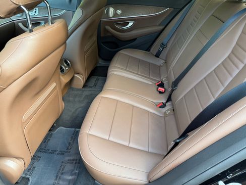 Certified 2022 Mercedes-Benz E 350 Sedan image 11