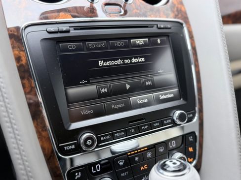 Used 2015 Bentley Flying Spur V8 AWD/4WD image 16