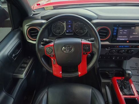 Used 2019 Toyota Tacoma SR5 image 18