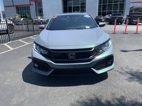 Used 2018 Honda Civic EX image 3