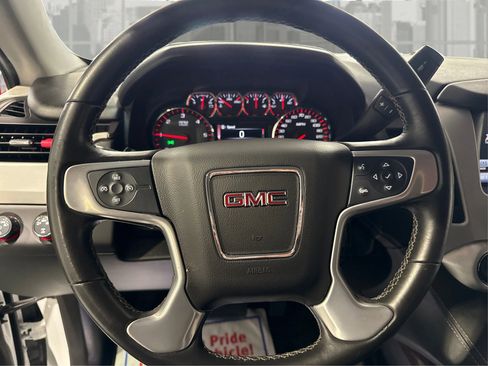 Used 2016 GMC Yukon SLE w/ Convenience Package image 16