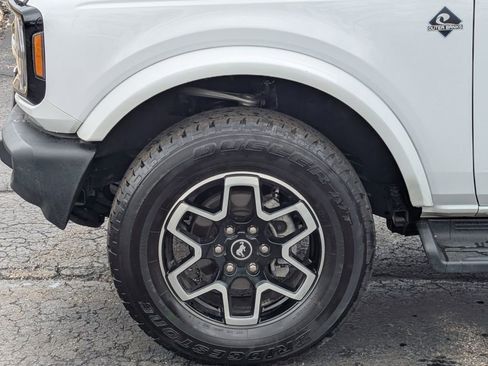 Used 2025 Ford Bronco Outer Banks AWD/4WD image 20