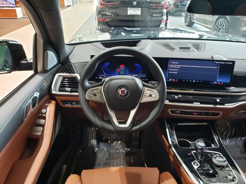 New 2026 BMW ALPINA XB7 AWD/4WD image 13