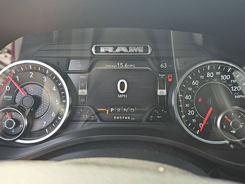 Used 2020 RAM 1500 Laramie w/ Sport Appearance Package AWD/4WD image 30