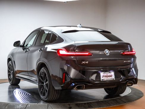 Used 2022 BMW X4 xDrive30i w/ M Sport Package 2 image 9