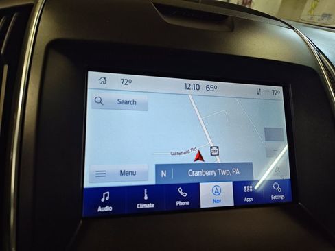 Used 2020 Ford Edge Titanium image 22