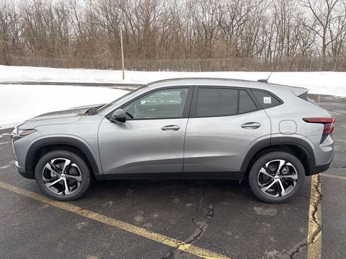 New 2026 Chevrolet Trax RS w/ Driver Confidence Package FWD image 5