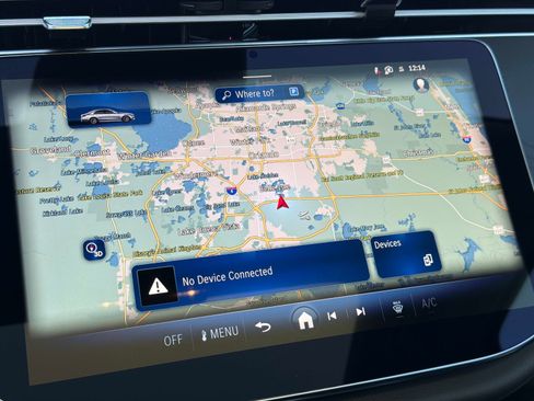 Used 2025 Mercedes-Benz E 350 Sedan image 41