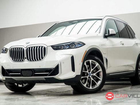 Used 2025 BMW X5 xDrive50e image 1