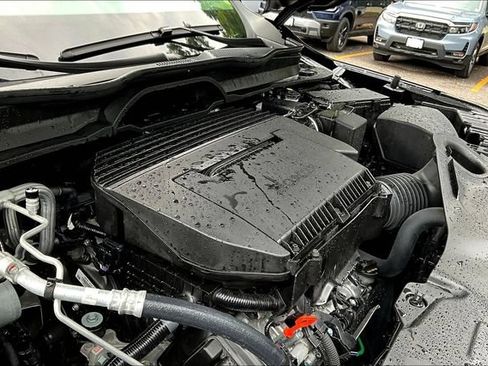Certified 2025 Honda Pilot EX-L image 32