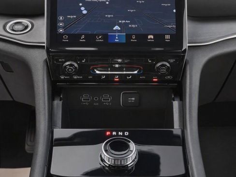 Used 2023 Jeep Grand Cherokee Limited RWD image 20
