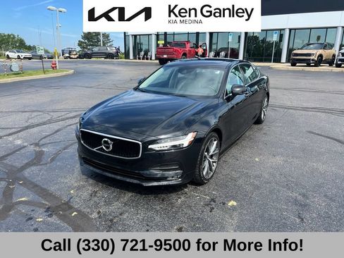 Used 2019 Volvo S90 T5 Momentum w/ Protection Package AWD/4WD image 2