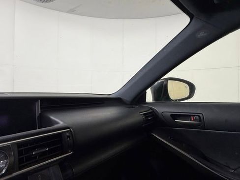 Used 2019 Lexus IS 350 F Sport w/ F Sport Package RWD image 14