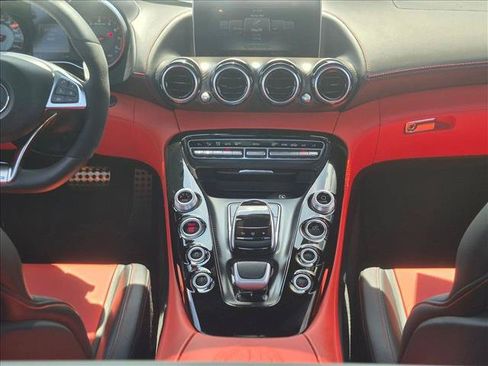Used 2017 Mercedes-Benz AMG GT S image 16