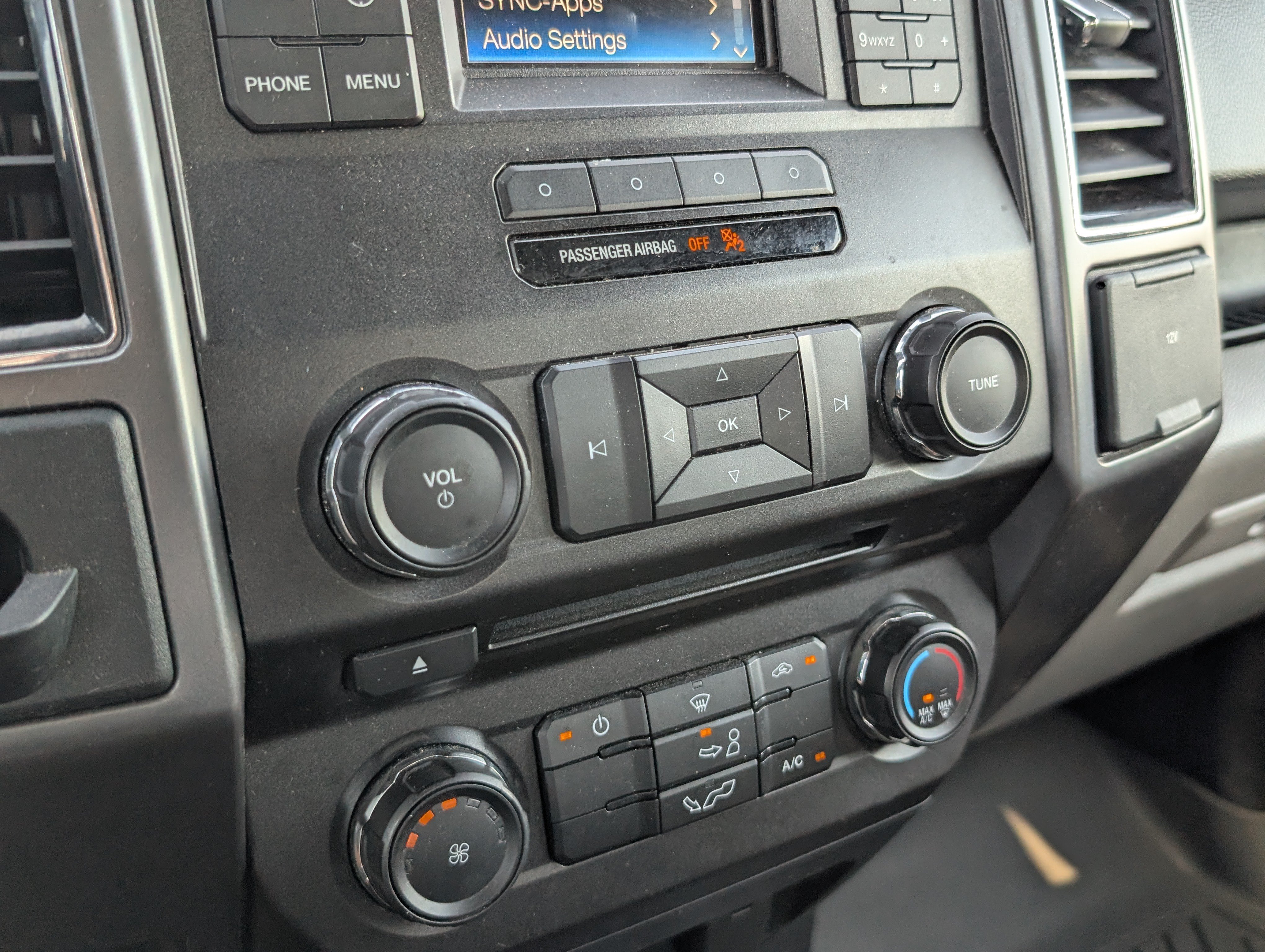 Used 2017 Ford F150 XLT RWD image 17