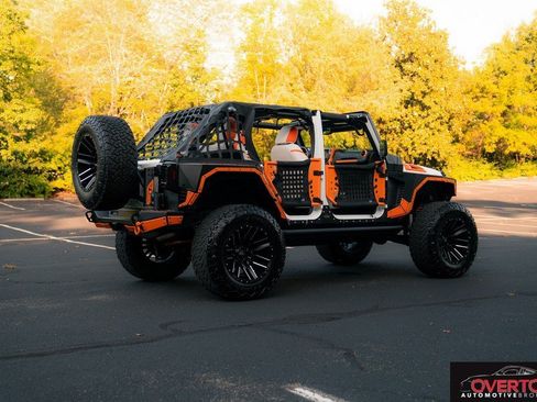 Used 2018 Jeep Wrangler Unlimited Sport S AWD/4WD image 8