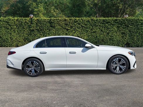 Used 2024 Mercedes-Benz E 350 E 350 image 3