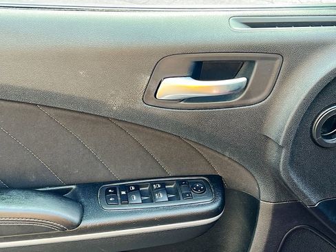 Used 2022 Dodge Charger SXT image 14