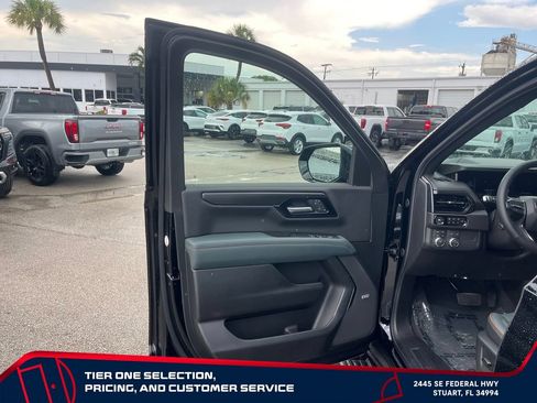 New 2026 GMC Yukon AT4 w/ AT4 Premium Package AWD/4WD image 11